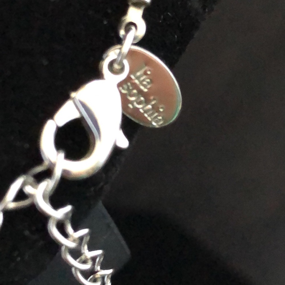 Lia Sophia necklace. - Picture 5 of 6